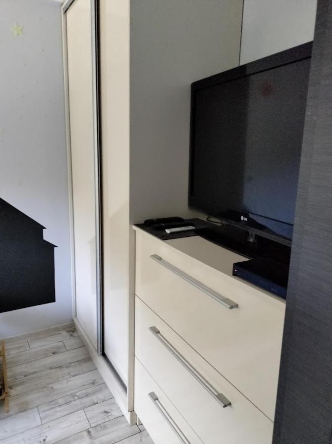Nowoczesne Mieszkanie 63M2 Jastrzębie Zdrój エクステリア 写真